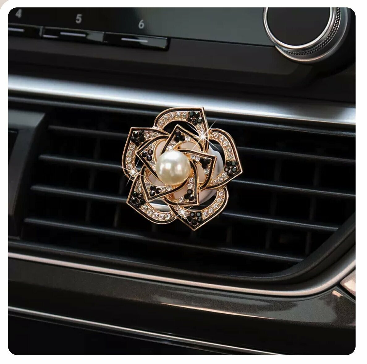 Hot selling car fragrance aromatherapy decorative ornaments (Camellia Black Diamond)