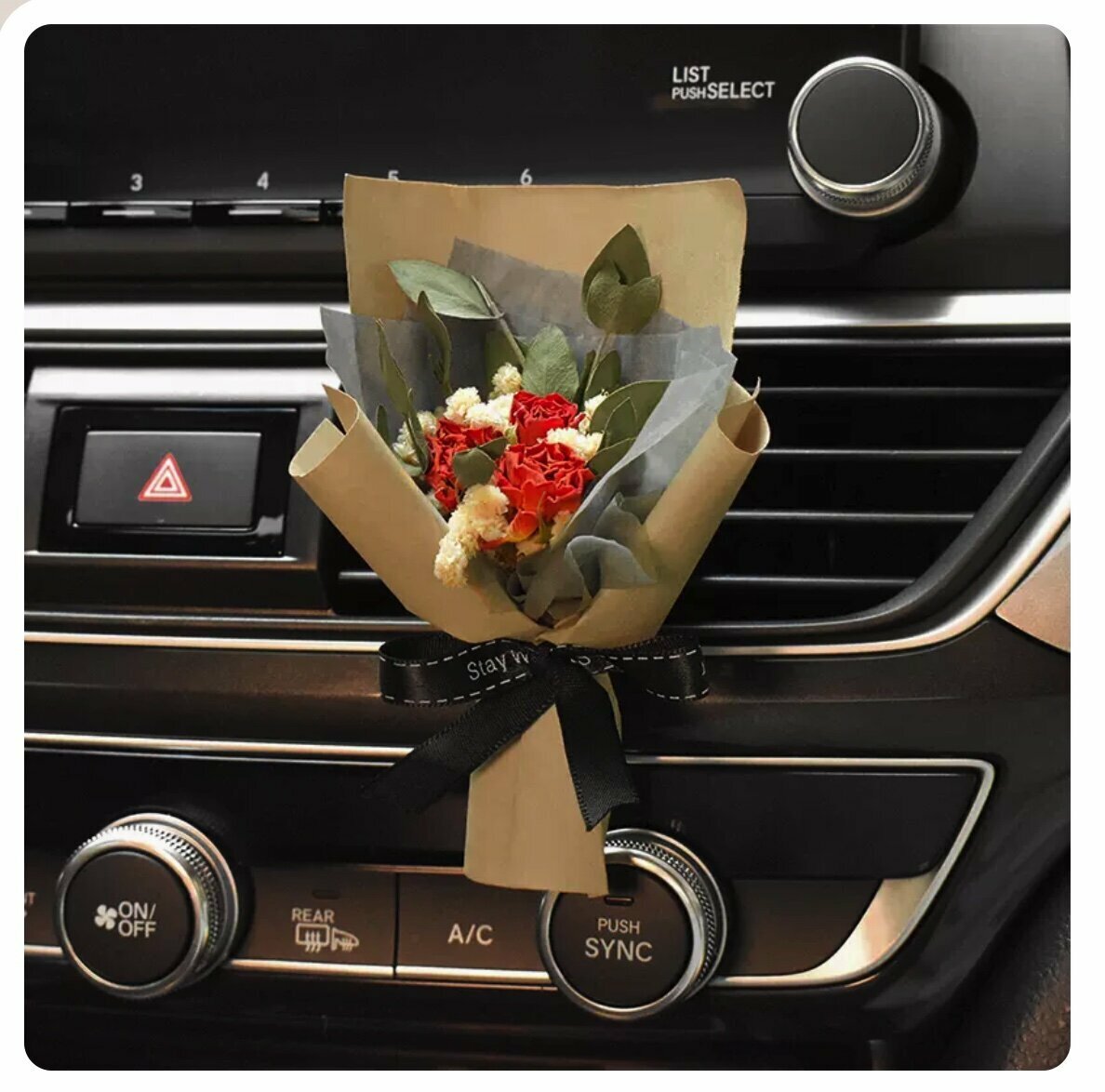 Hot selling car air vent aromatherapy bouquet (retro orange dried flowers)