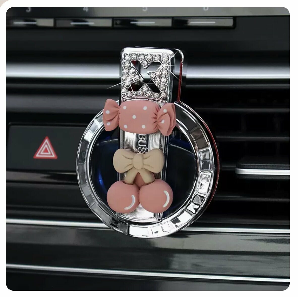 Popular car aromatherapy empty bottle (pink cherry + perfume bottle, 5.5*7cm)