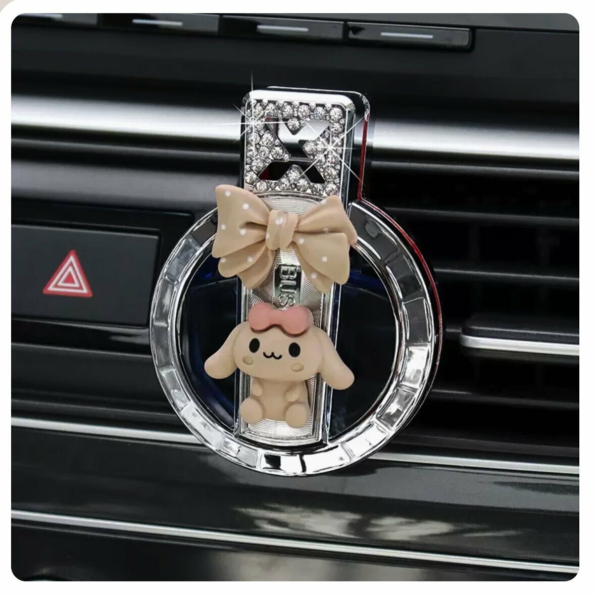 Popular car aromatherapy empty bottle (beige bunny + perfume bottle, 5.5*7cm)