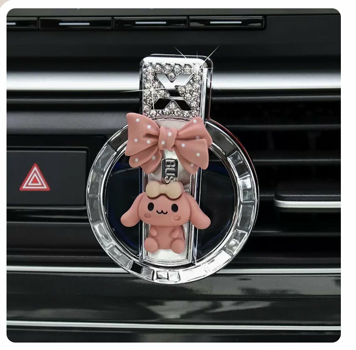 Popular car aromatherapy empty bottle (pink bunny + perfume bottle, 5.5*7cm)