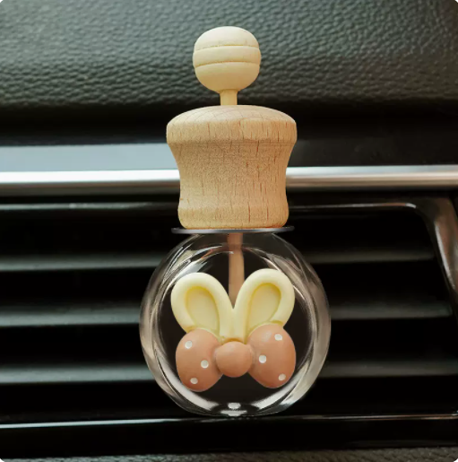 Hot selling car aromatherapy car air conditioner air outlet empty bottle decoration car small ornaments free perfume drops (beige bow)