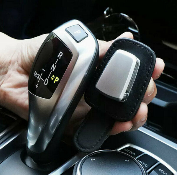 Popular multifunctional car glasses holder/storage clip-black