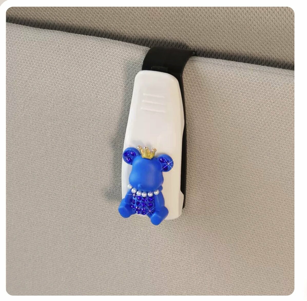The popular multifunctional car glasses clip (Crown Bear)