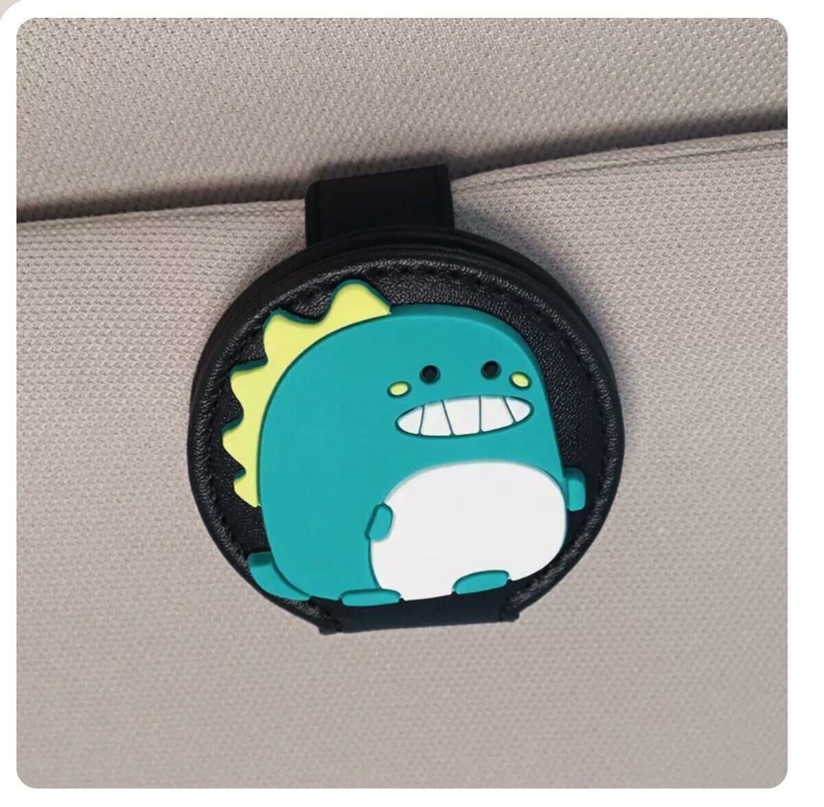 Popular car sun visor glasses clip (black, fat dinosaur)