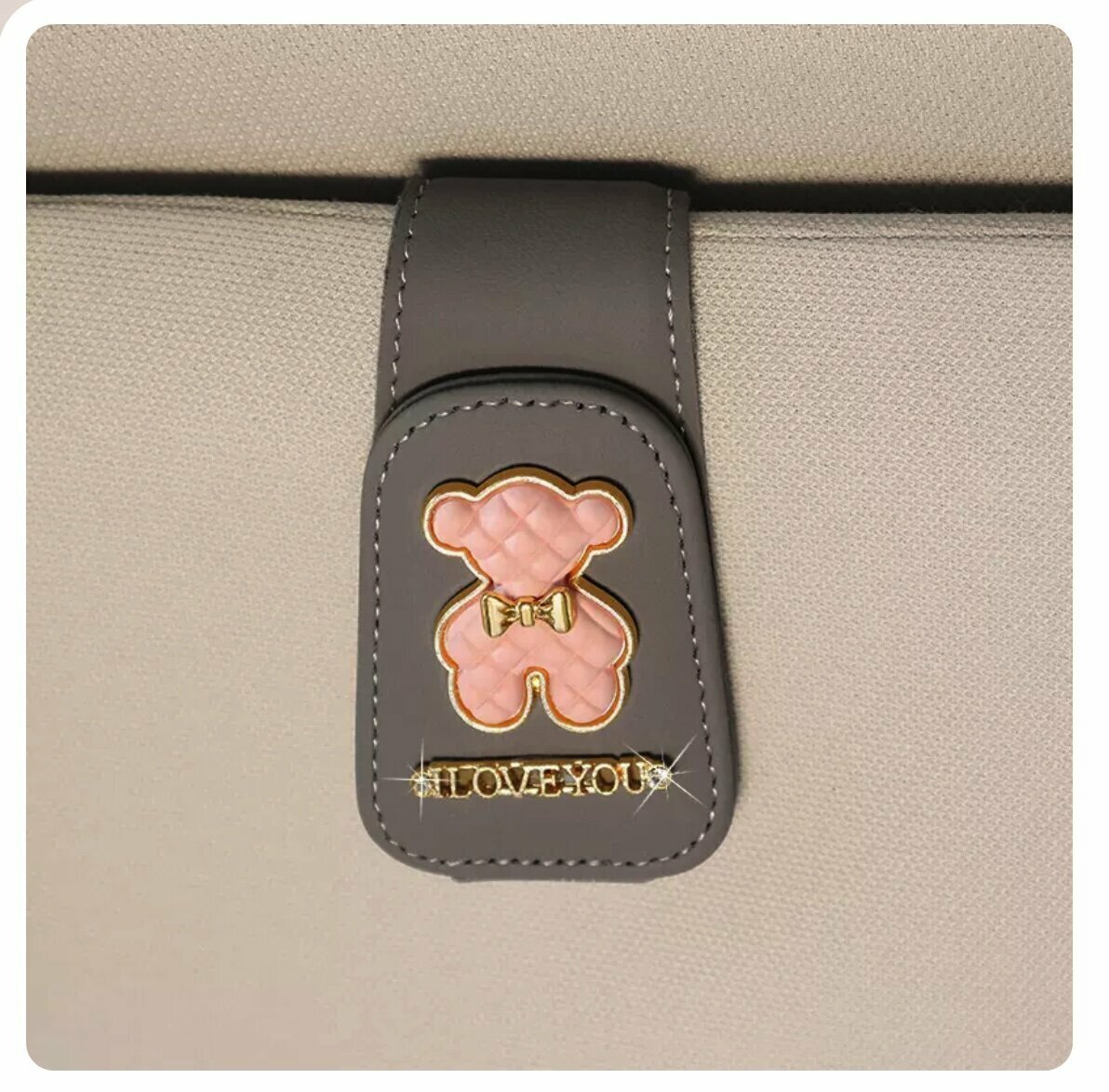 Popular multifunctional magnetic car sunglasses storage box (gray glasses clip, Pink Bear)