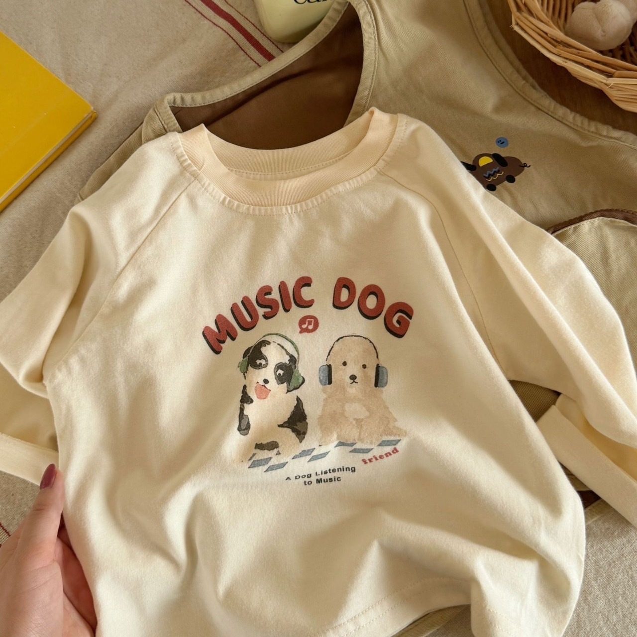 音樂狗狗上衣