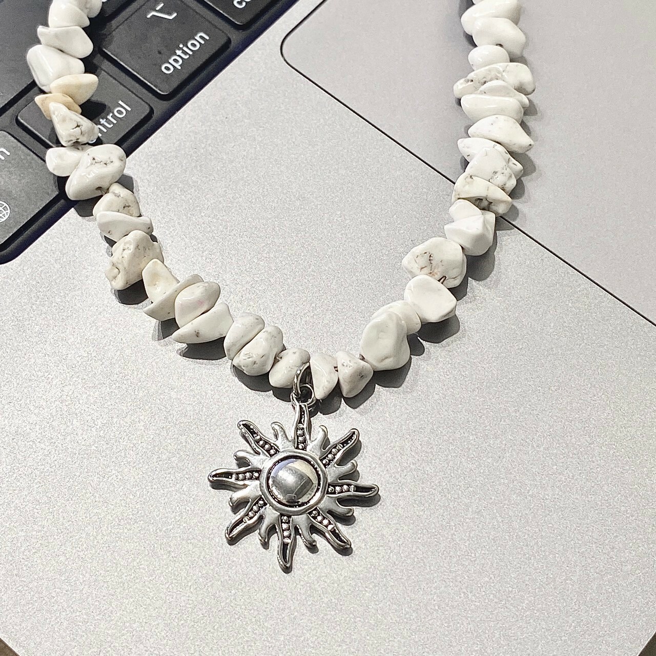 【SS 現貨】太陽花天然石項鍊 王嘉爾同款