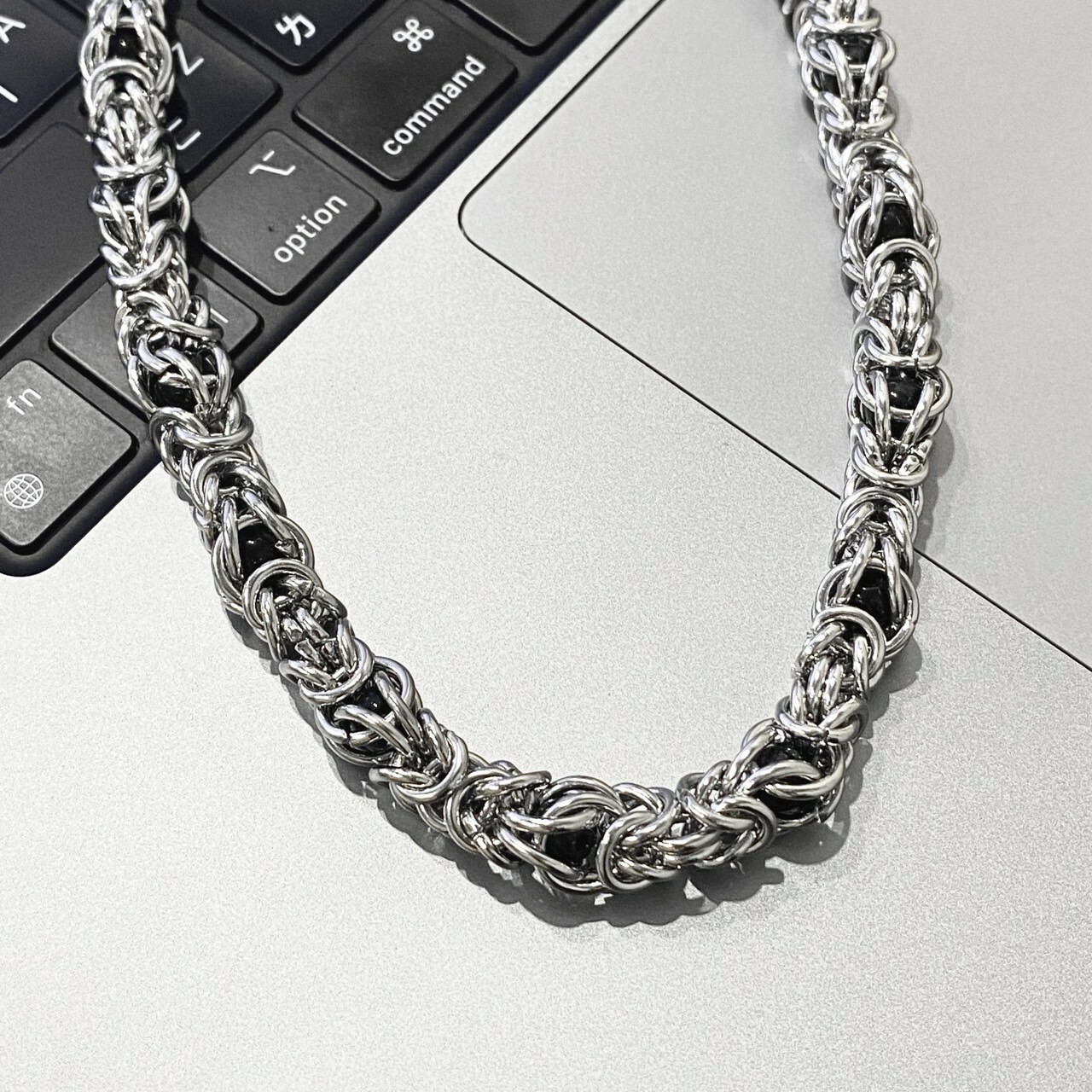 【SS 現貨】粗鍊編織 纏繞黑珠項鍊