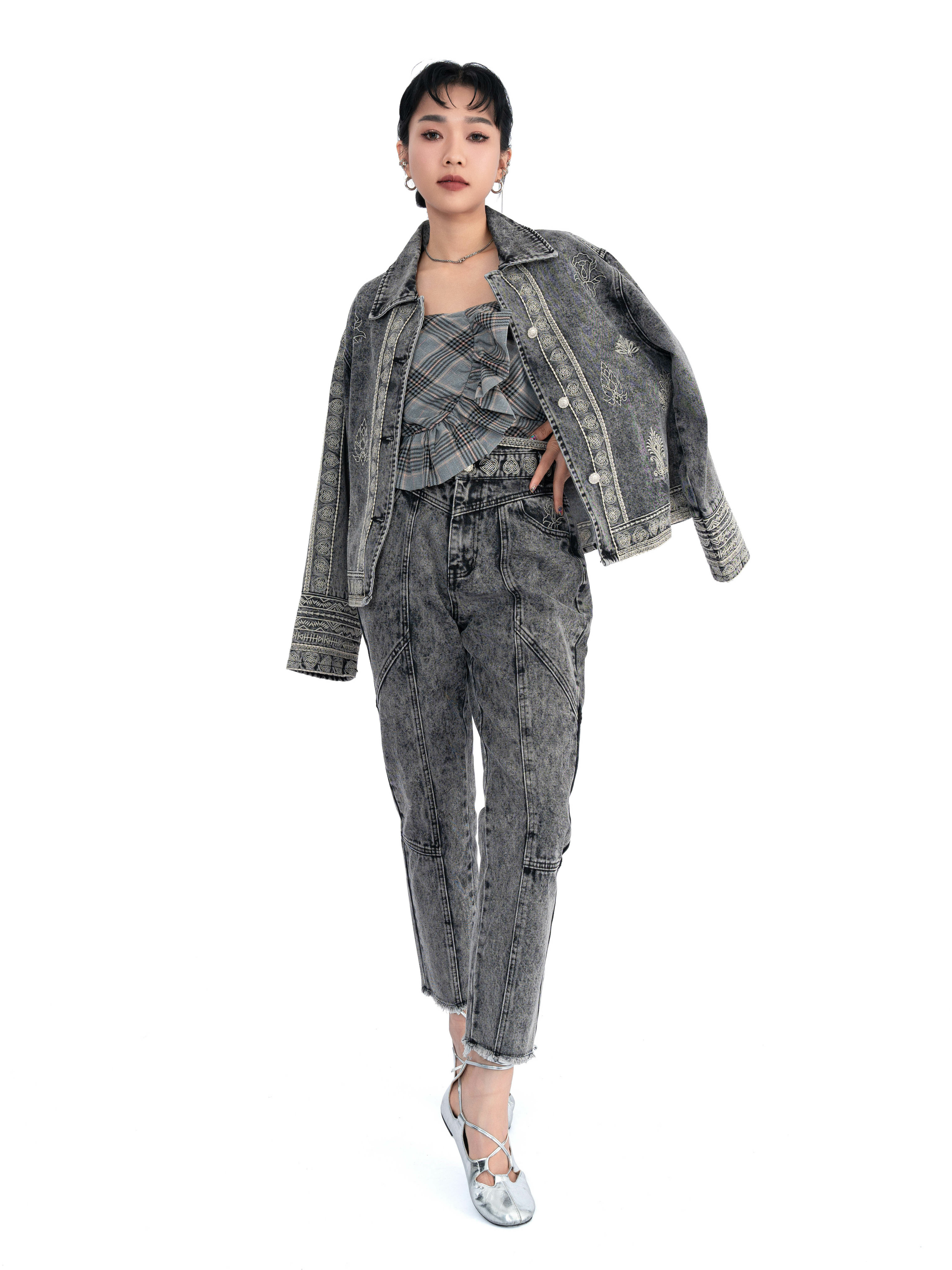 格仔粗荷葉邊背心 (預購產品）