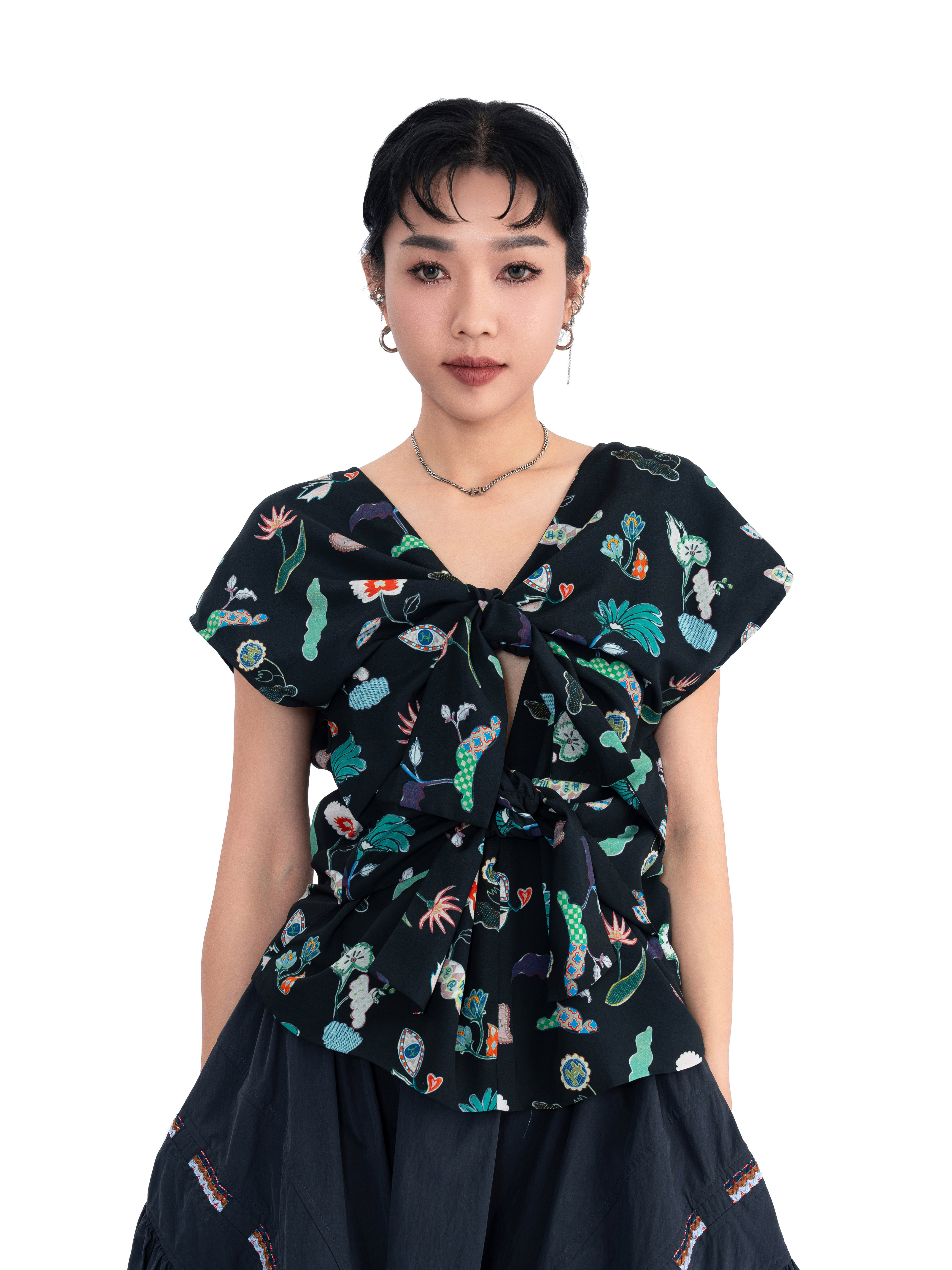 HERMANA花卉圖案雙結上衣 (現貨款式）