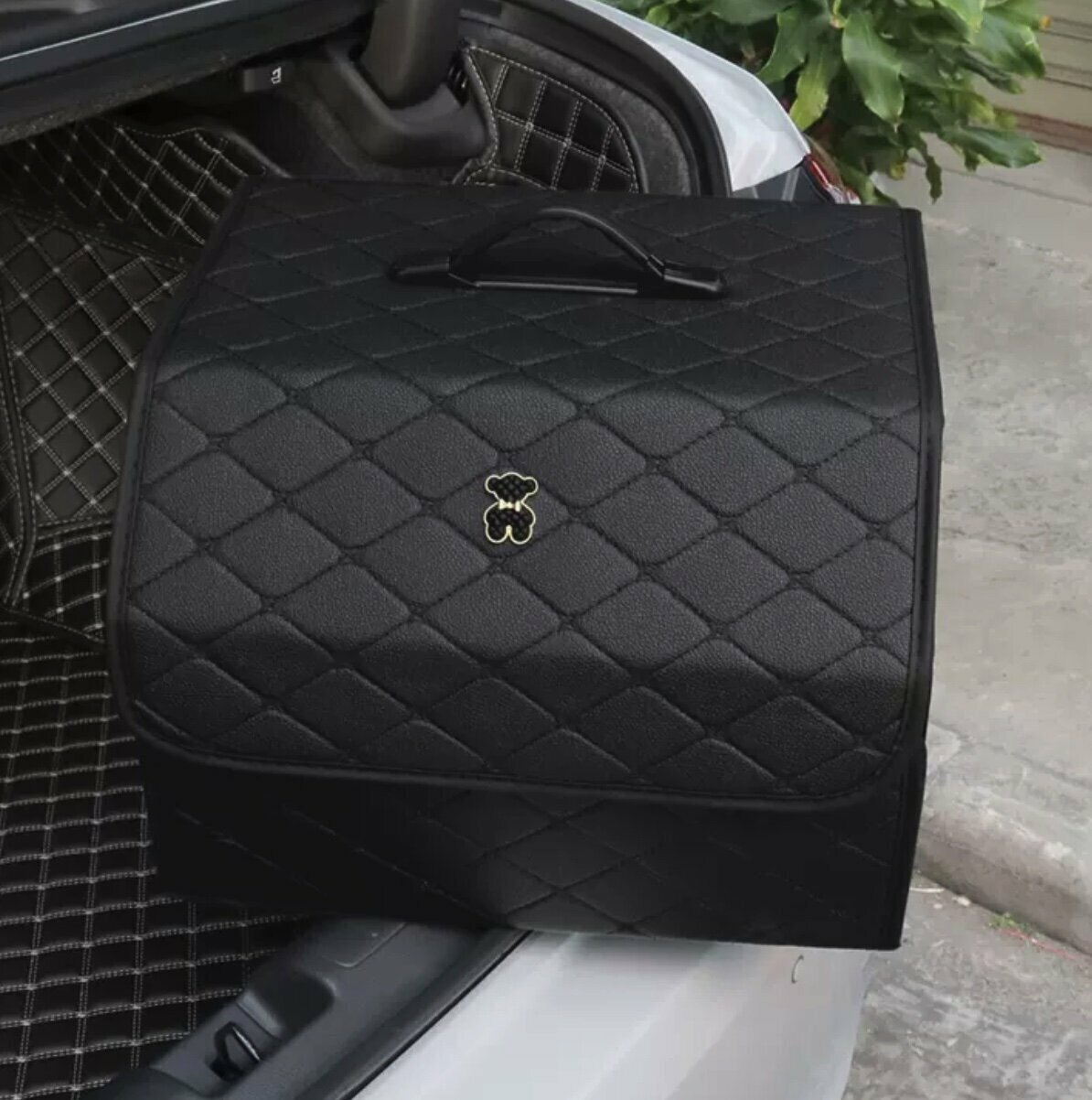 Hot recommended car trunk storage box (large black bear, 39*30*28cm)
