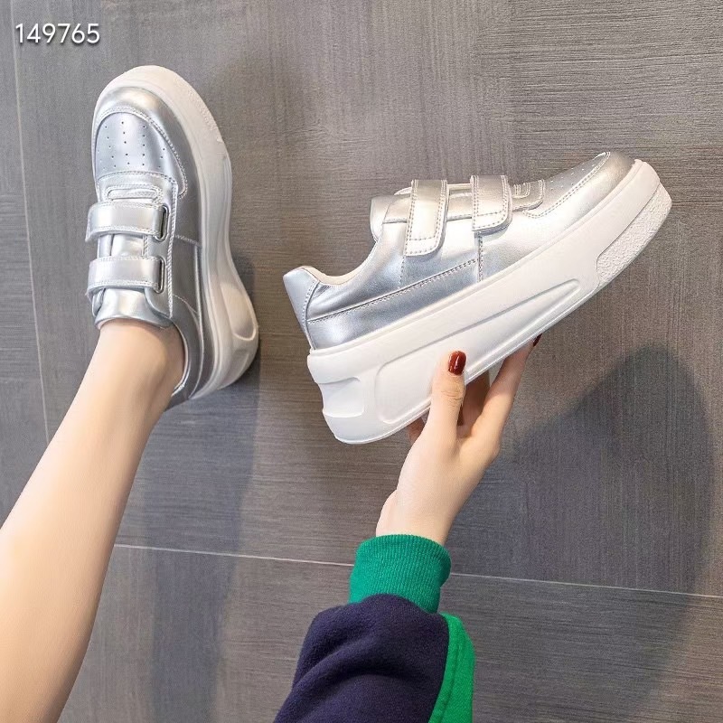 韓版魔鬼氈真皮休閒鞋