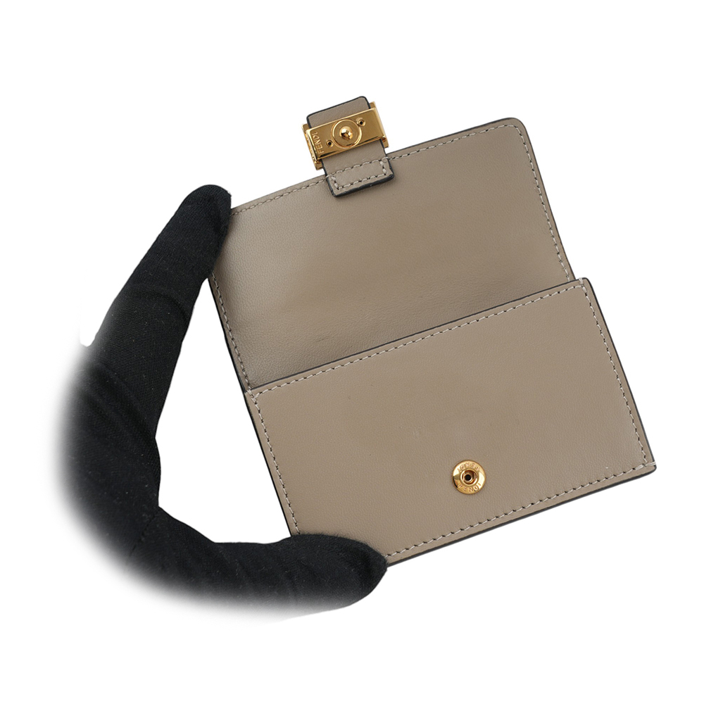 【FENDI】Baguette 納帕皮革翻蓋卡片套(鴿灰色) 8M0423 AAJD F0E65