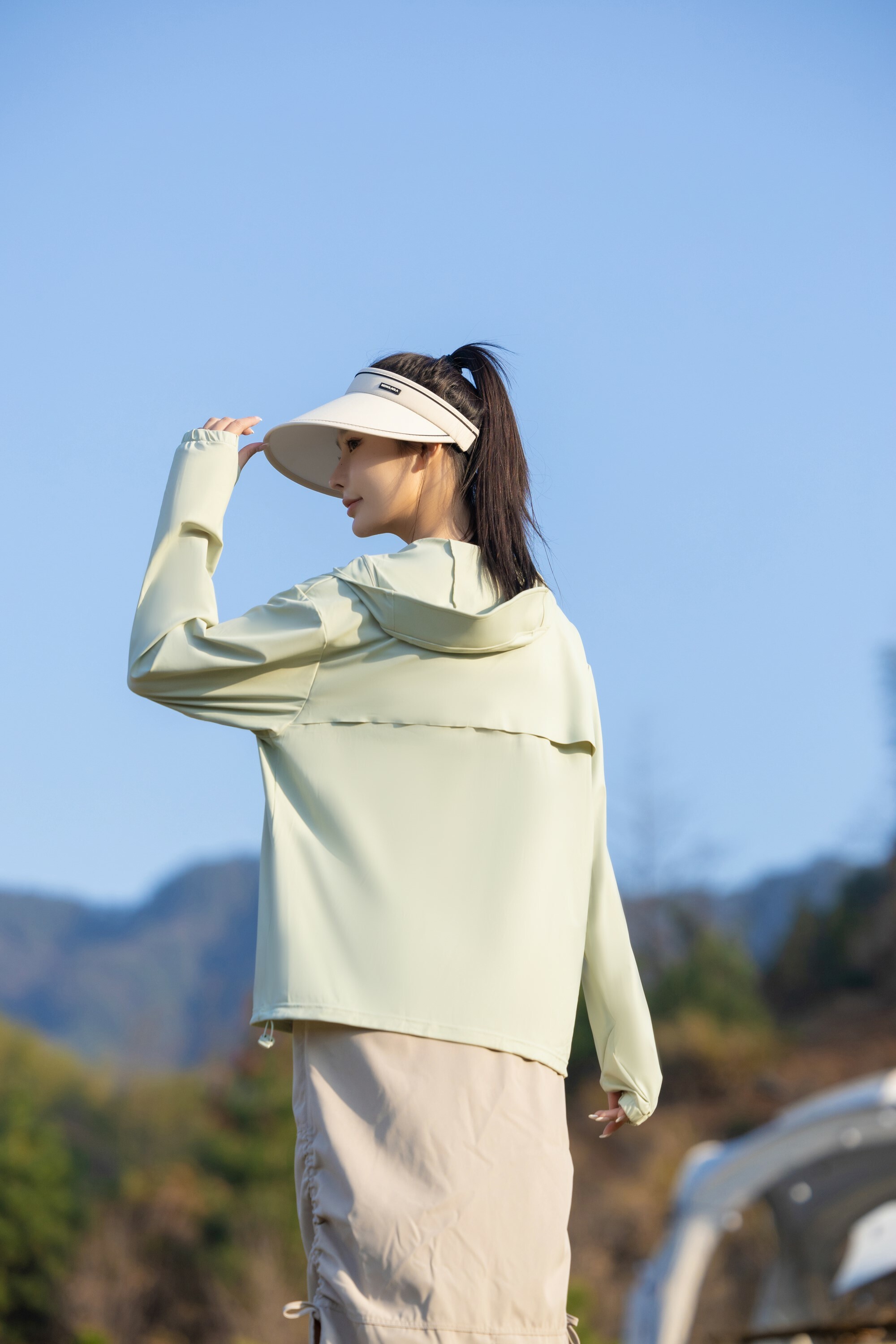 機能防曬涼感外套-套頭款｜綠