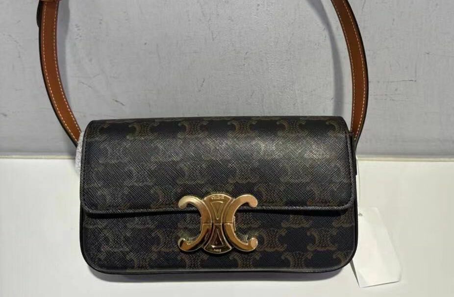 CELINE經典百搭包包-M