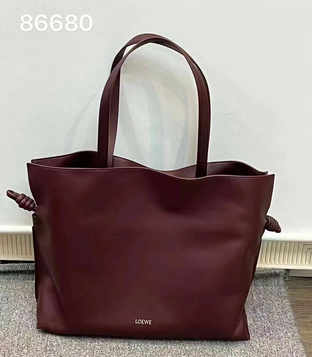 LOEWE 經典手提包-M