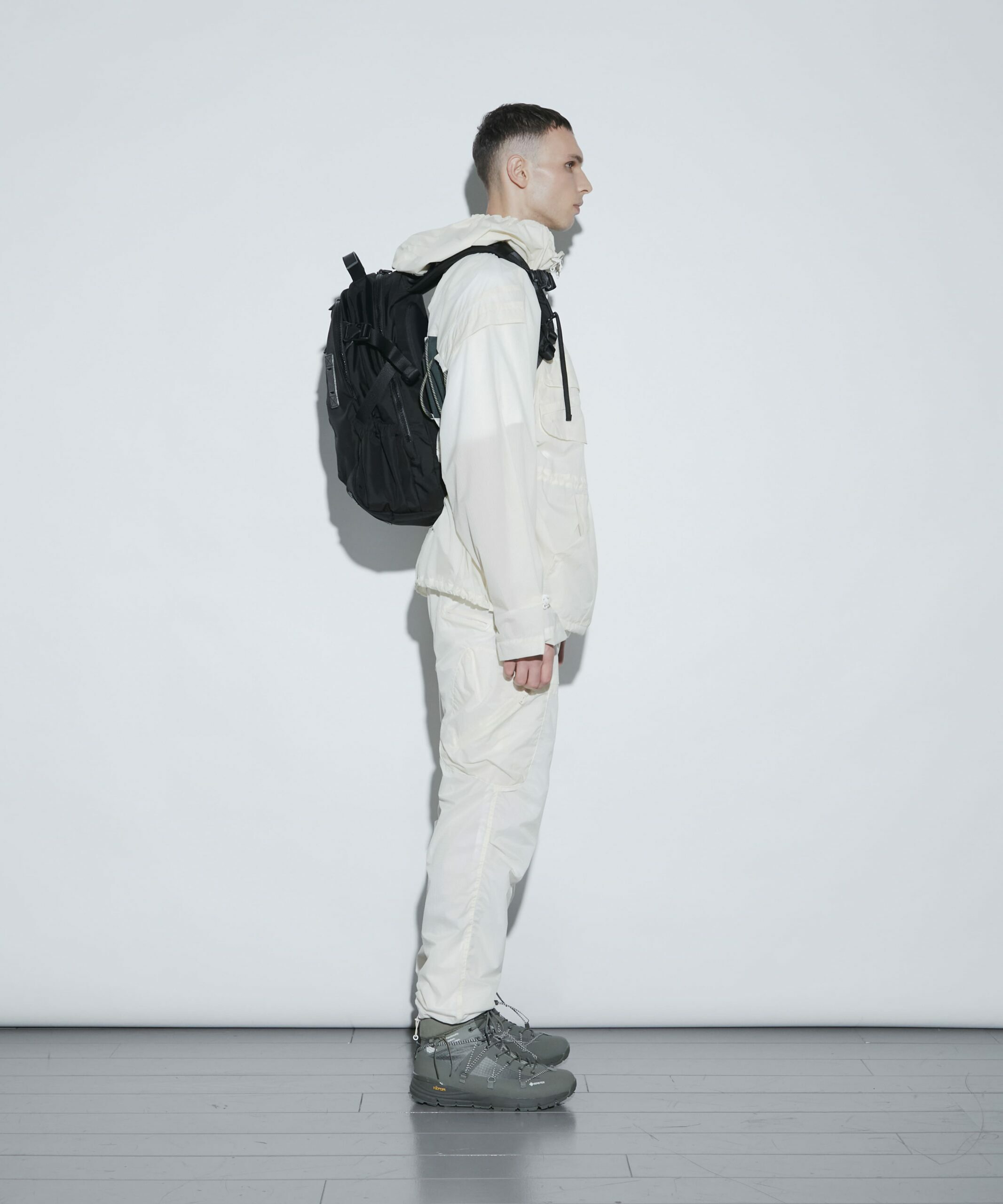 F/CE. 420 re/cor TRAVEL BP 再生旅行後背包 - BROWN, GRAY, BLACK