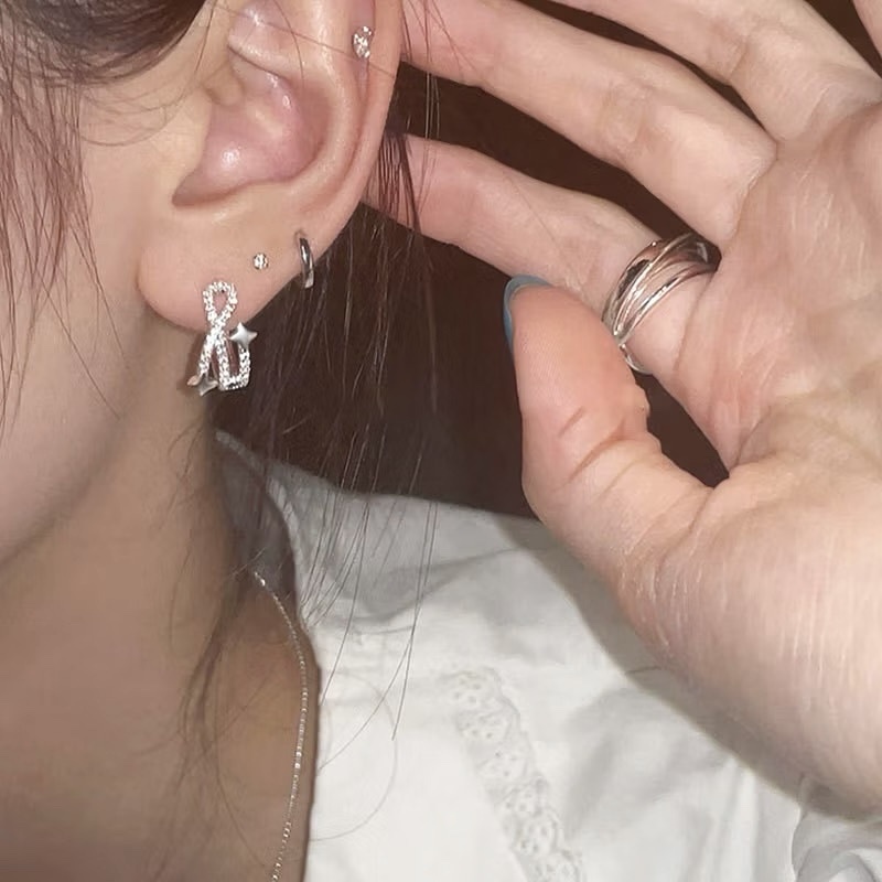 夢幻銀鑽四芒星扭結耳釦釘