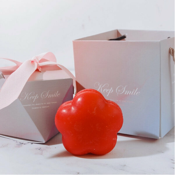 Popular little red flower handmade soap (ribbon gift box + handbag) [maroon/rose scent]