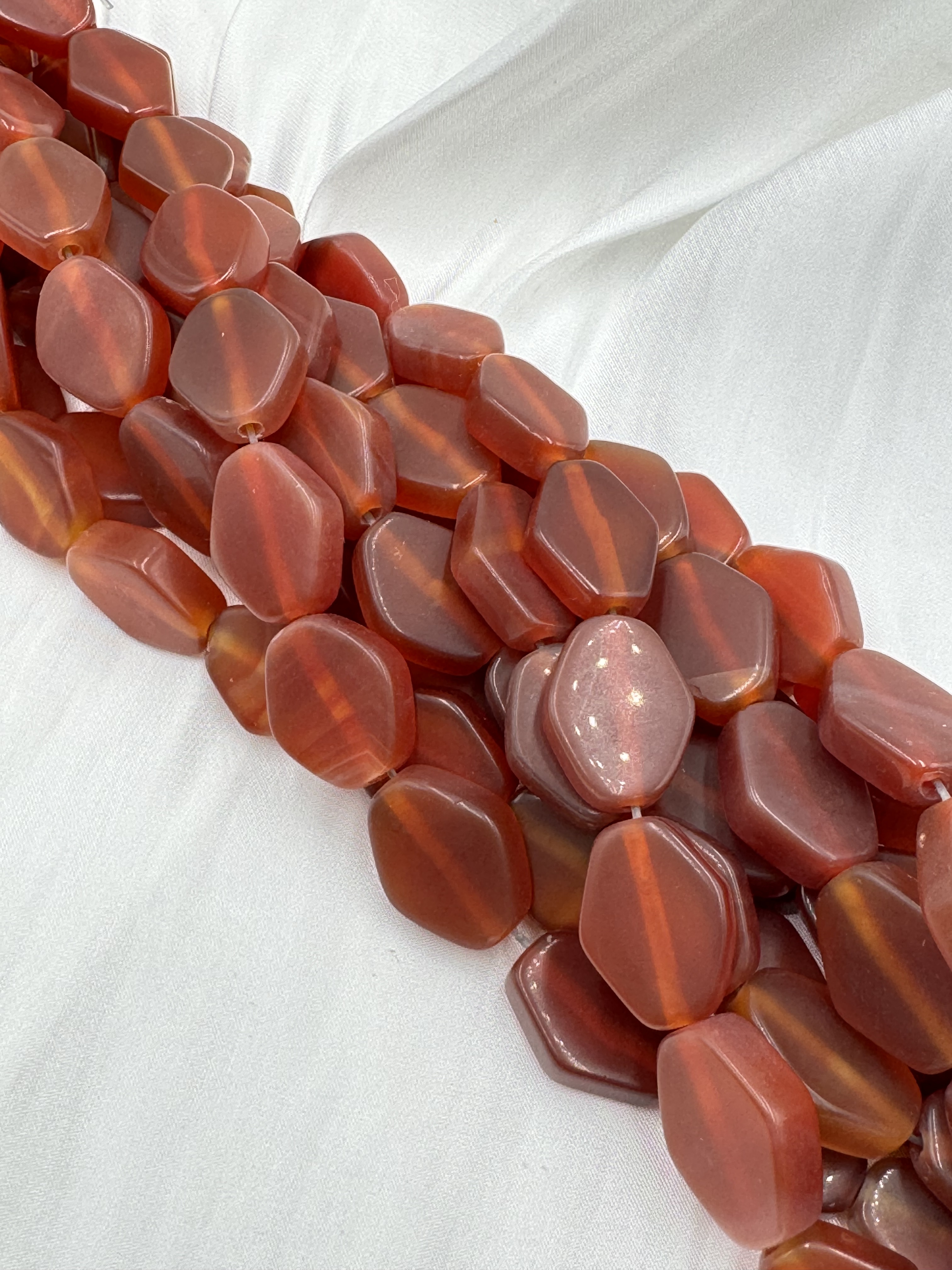 條-No.20霧面菱形中深瑪瑙20mm*15mm約20顆