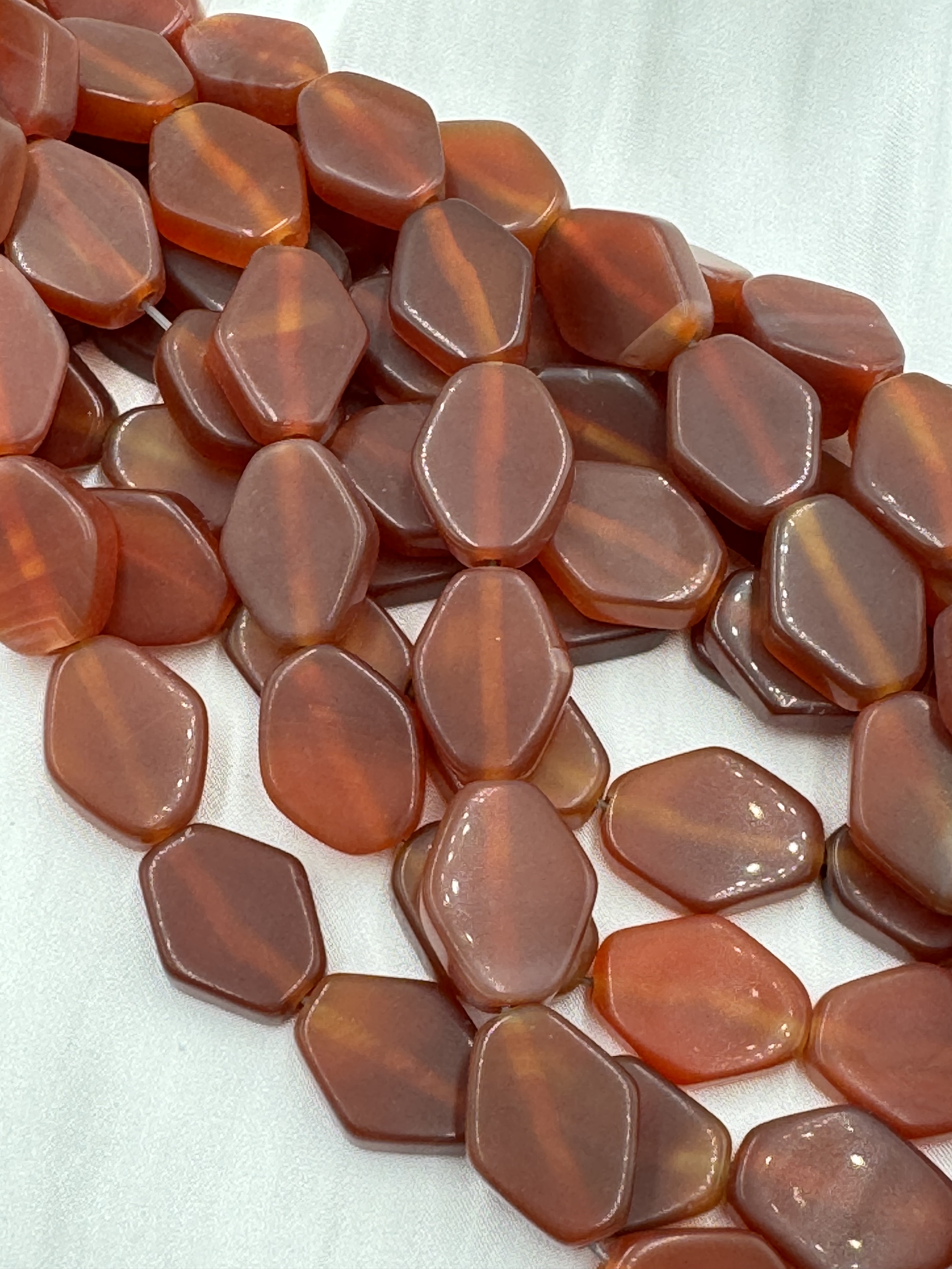 條-No.20霧面菱形中深瑪瑙20mm*15mm約20顆