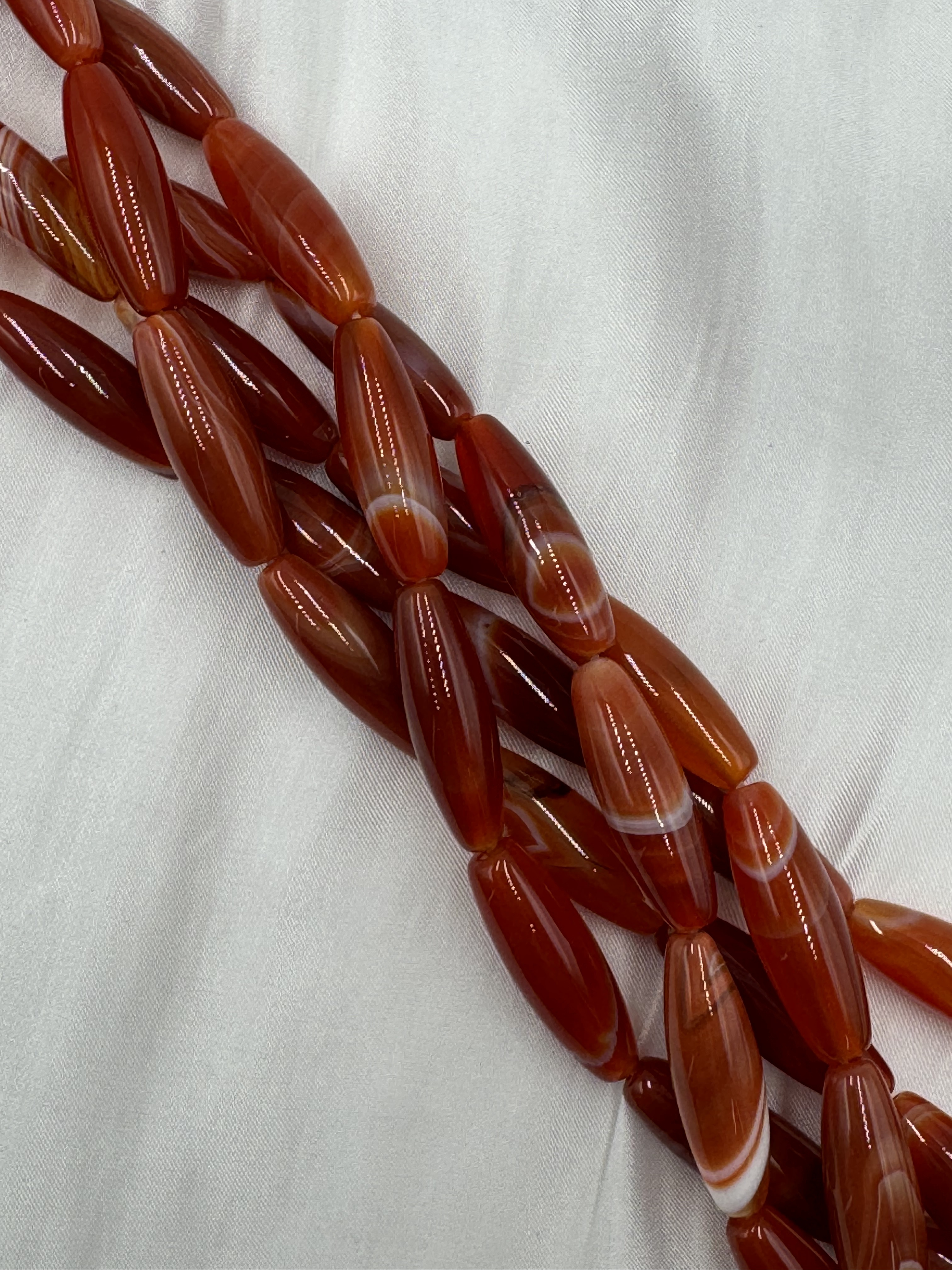 條-No.23亮面橢圓大瑪瑙珠3.5mm*7mm約16顆