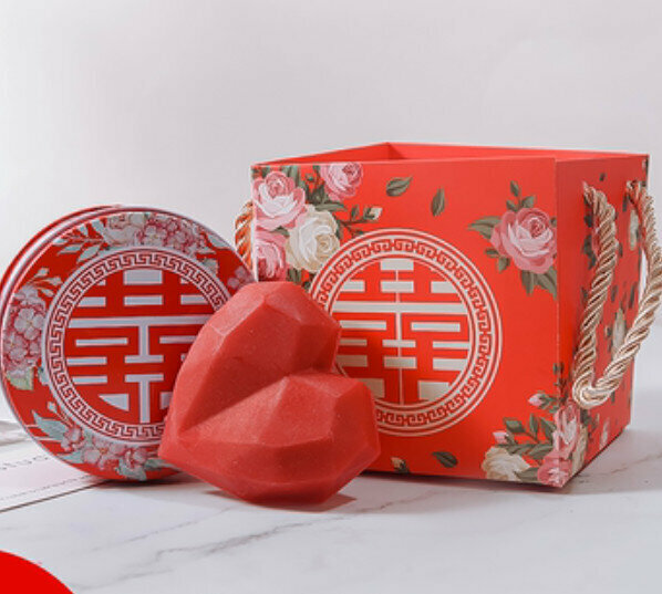 Hot Recommended Festive Red Handmade Essential Oil Soap (Double Happiness Iron Box + Handbag) [Maroon Red]