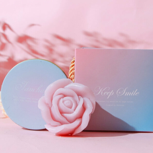 Popular rose flower handmade soap (tinplate box + handbag) [lilac/lavender flavor]