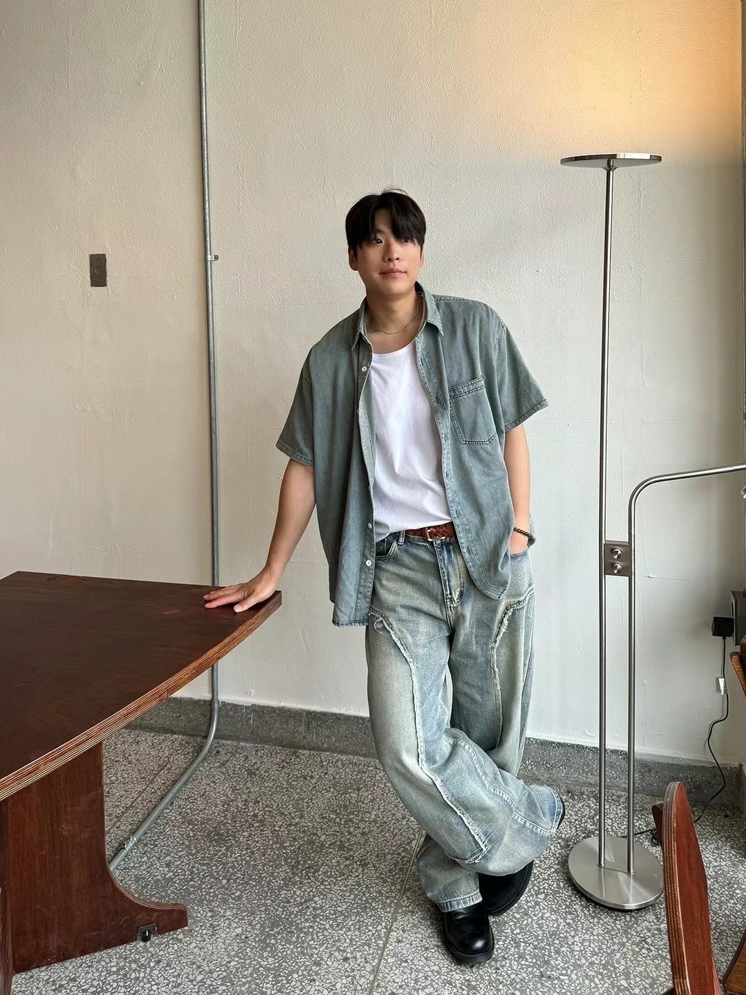 【HERETICS STUDIO 】韓國 고품질 環繞 毛邊 刷色 牛仔 闊腿 寬鬆 牛仔褲 長褲