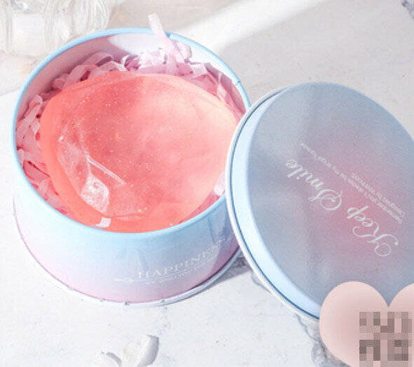 Hotly recommended heart-shaped handmade essential oil soap (tin box) [crystal powder/rose flavor]
