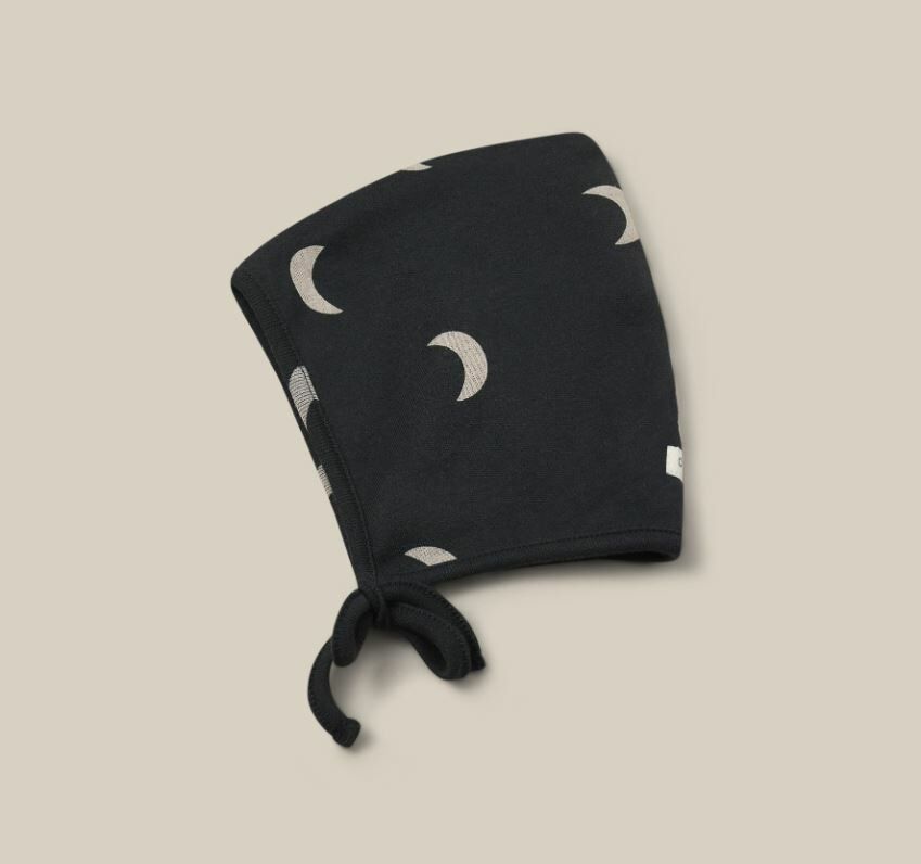 Organic Zoo 炭黑月亮綁帶帽  Charcoal Midnight Pixie Bonnet