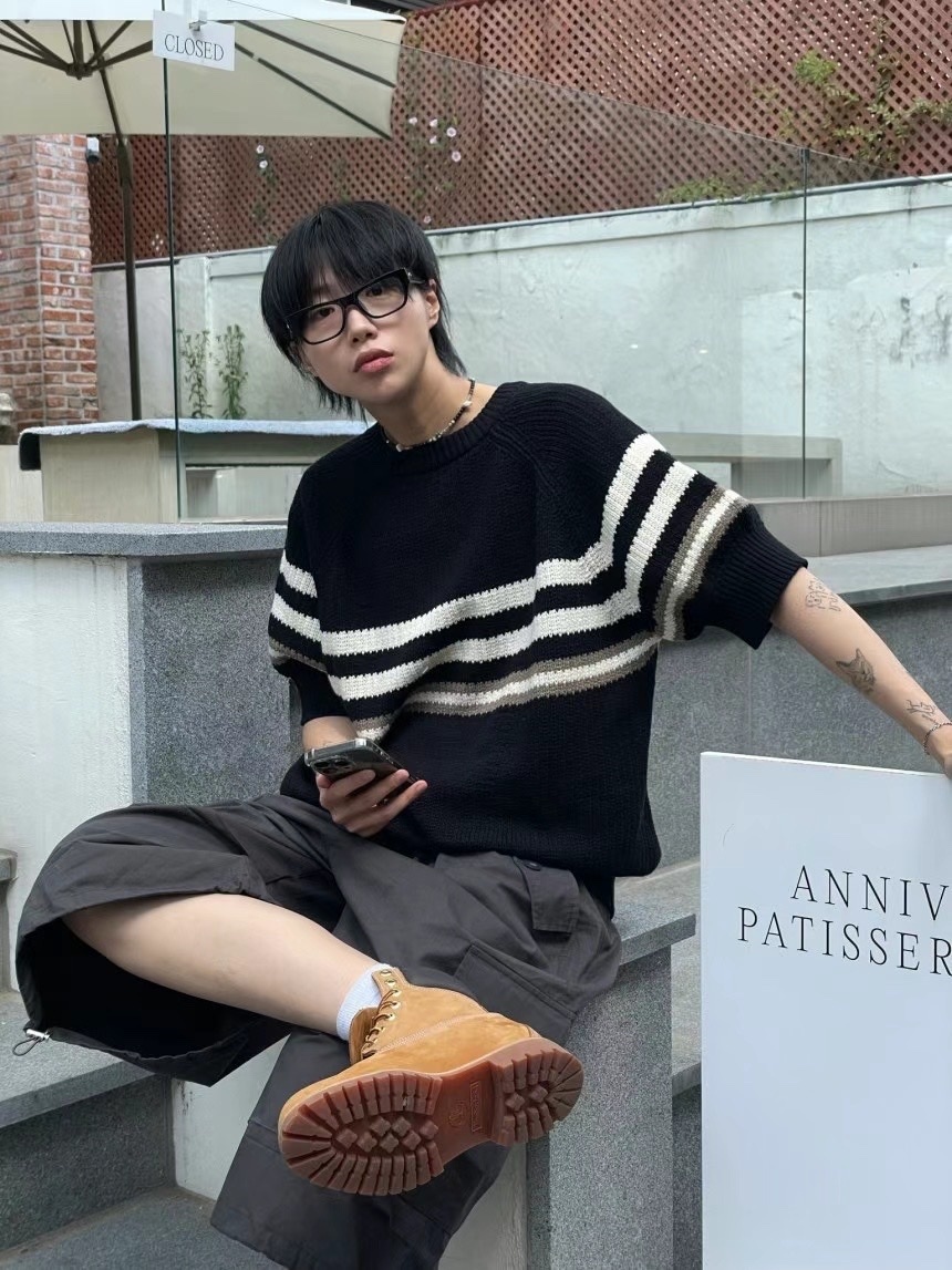 【HERETICS STUDIO 】韓國 고품질 針織 撞色 線條 螺紋袖 寬鬆 短袖
