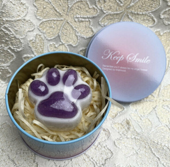 Popular Cartoon Cat Claw Handmade Soap (Purple Claw White Base Model + Model 2 Iron Box) [Weight: About 60g]