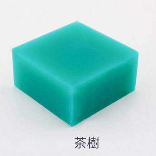Popular handmade natural soap (tea tree)