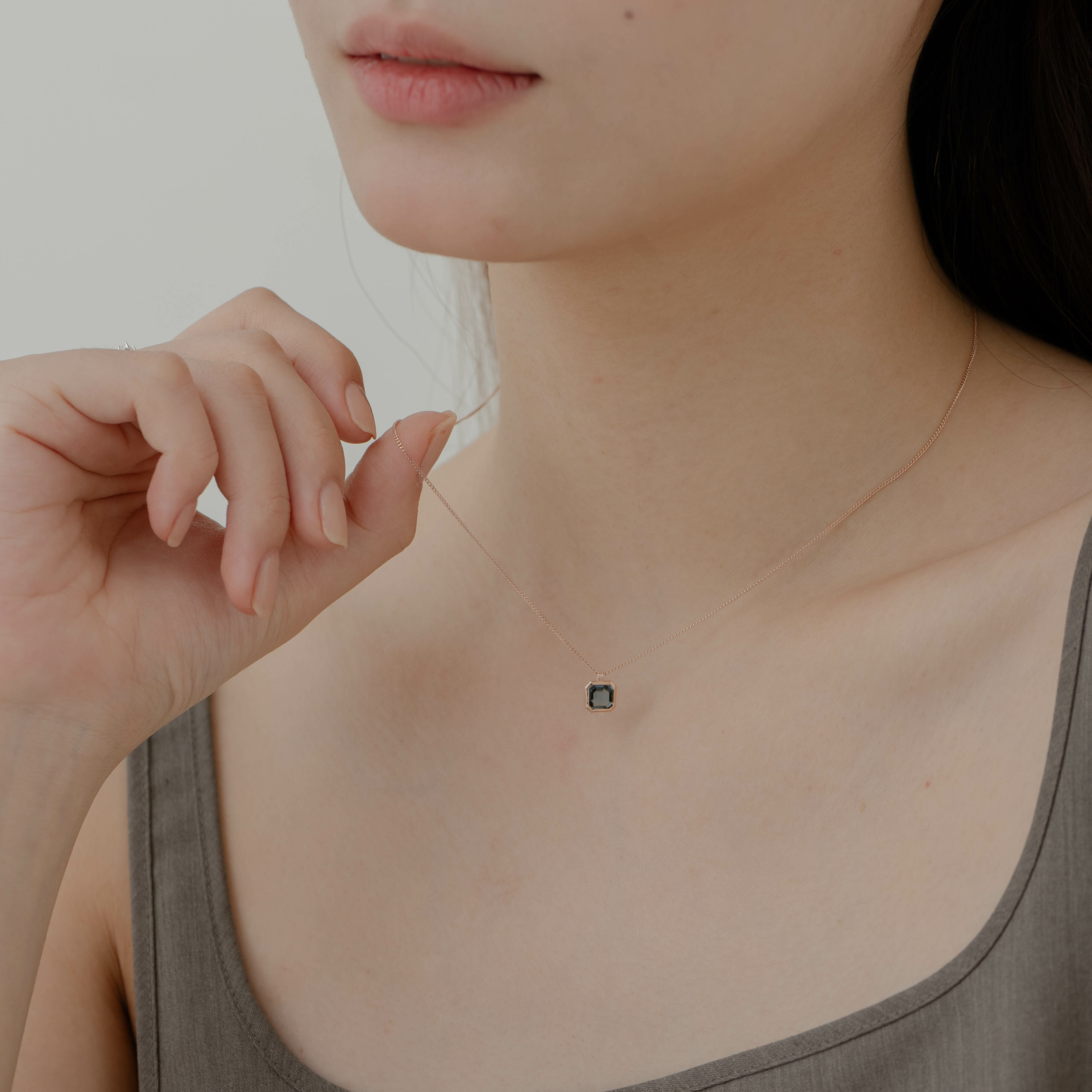 簡約Asscher倫敦托帕石項鍊