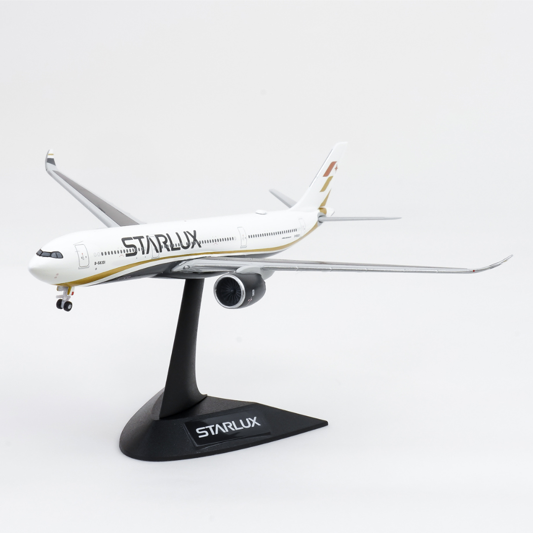STARLUX | A330-900neo 1: 500 金屬飛機模型(Herpa 監製)