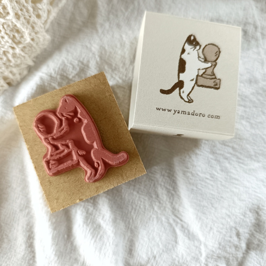 山泥泥．猫の部屋 Maji's room 印章