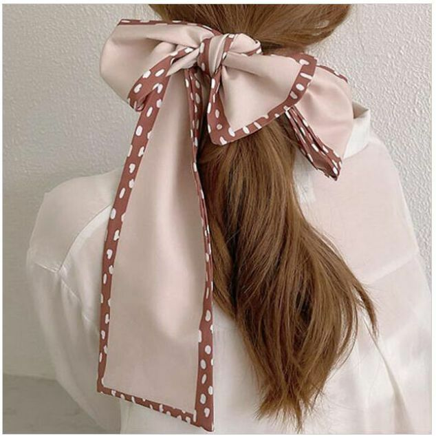Popular retro French bow streamer ribbon headband (temperament white dots)