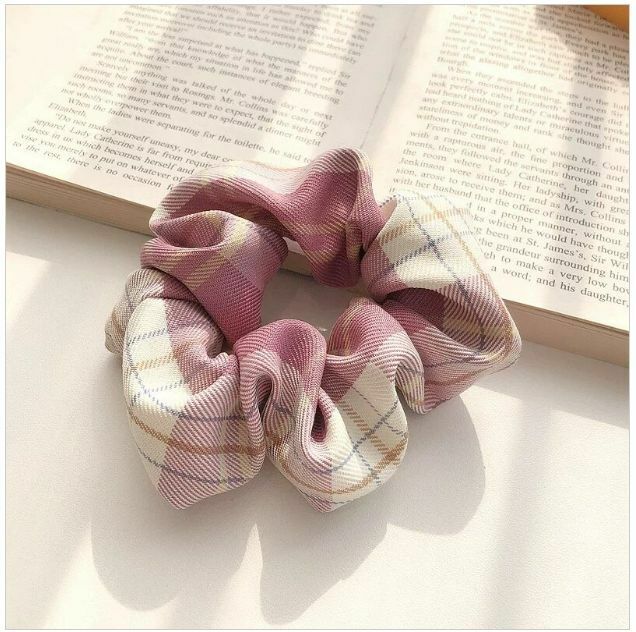 Popular Japanese plaid large intestine hair tie (red raspberry)