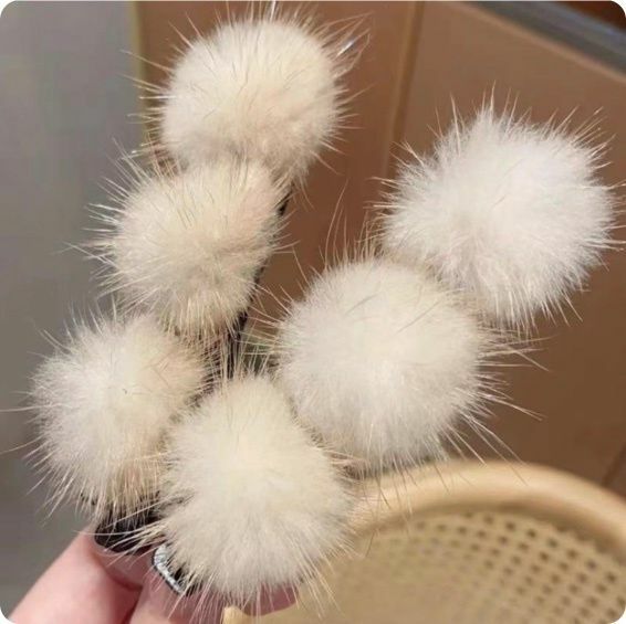 New Korean style simple hair ball side bangs hair clip hair clip shark clip (off-white) 1 pack