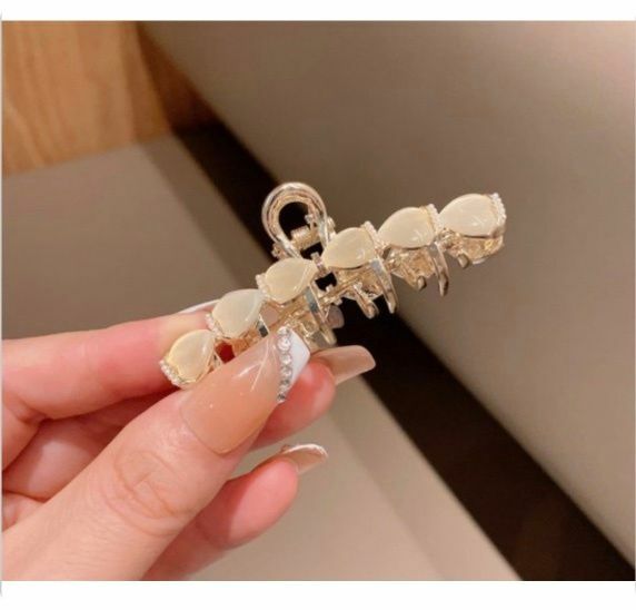 New Korean style simple cat eye hair clip shark clip (cat eye)