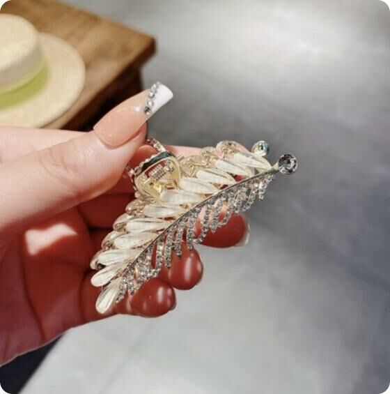 New Korean style simple pearl diamond feather hairpin shark clip (pearl diamond-feather)