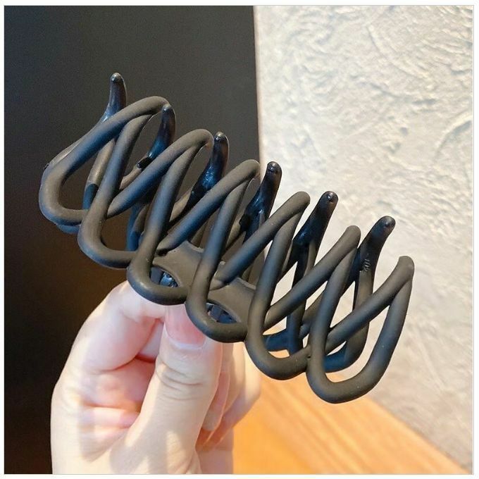 Hot Selling Simple Bird's Nest Shark Clip Hair Clip (Black)