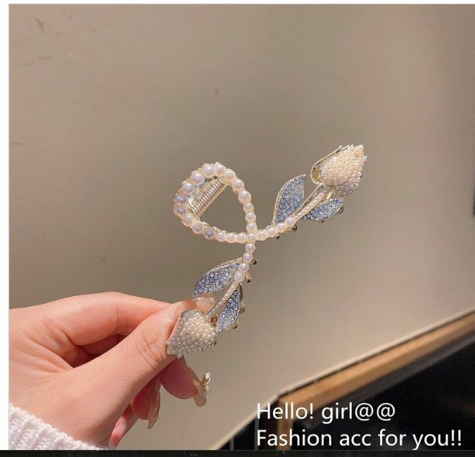 Hot Selling Elegant Imitation Pearl Tulip Shark Hair Clip Hair Accessories (Pearl + Rhinestone Style)