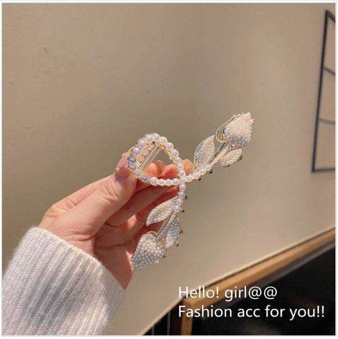 Hot Selling Elegant Imitation Pearl Tulip Shark Hair Clip Hair Accessory (Pearl Style)