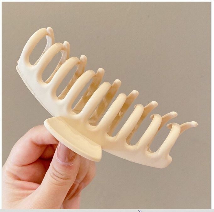 Hot Selling Simple Large Shark Keel Hair Clip (Beige)