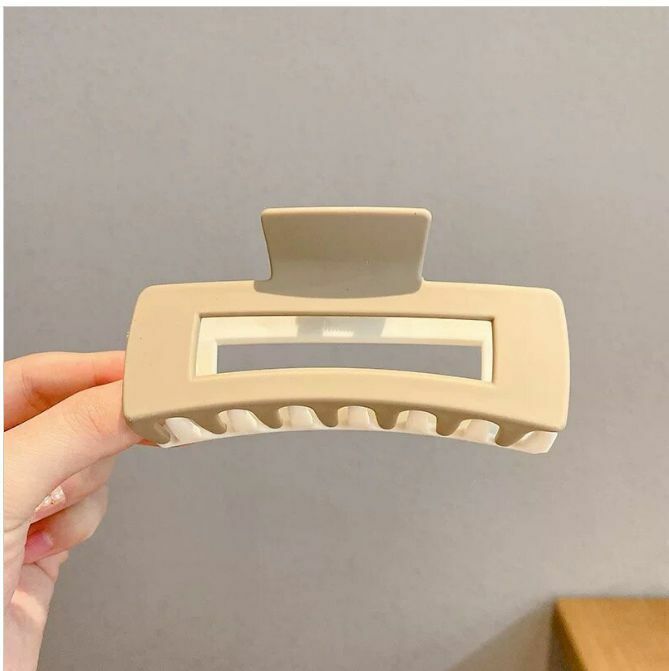 Hot selling simple color matching shark hairpin (Coffee and white)