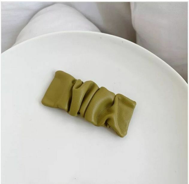 熱賣褶皺PU皮質甜美碎髮劉海髮夾（芥末綠）