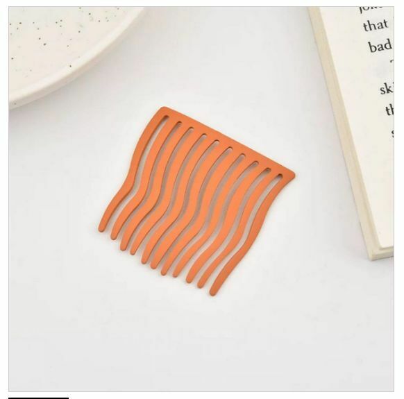 Hot selling simple metal seamless inverted comb (orange-red)